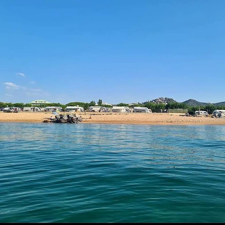 Camping El Pinar Platja Санта-Сусанна Екстер'єр фото